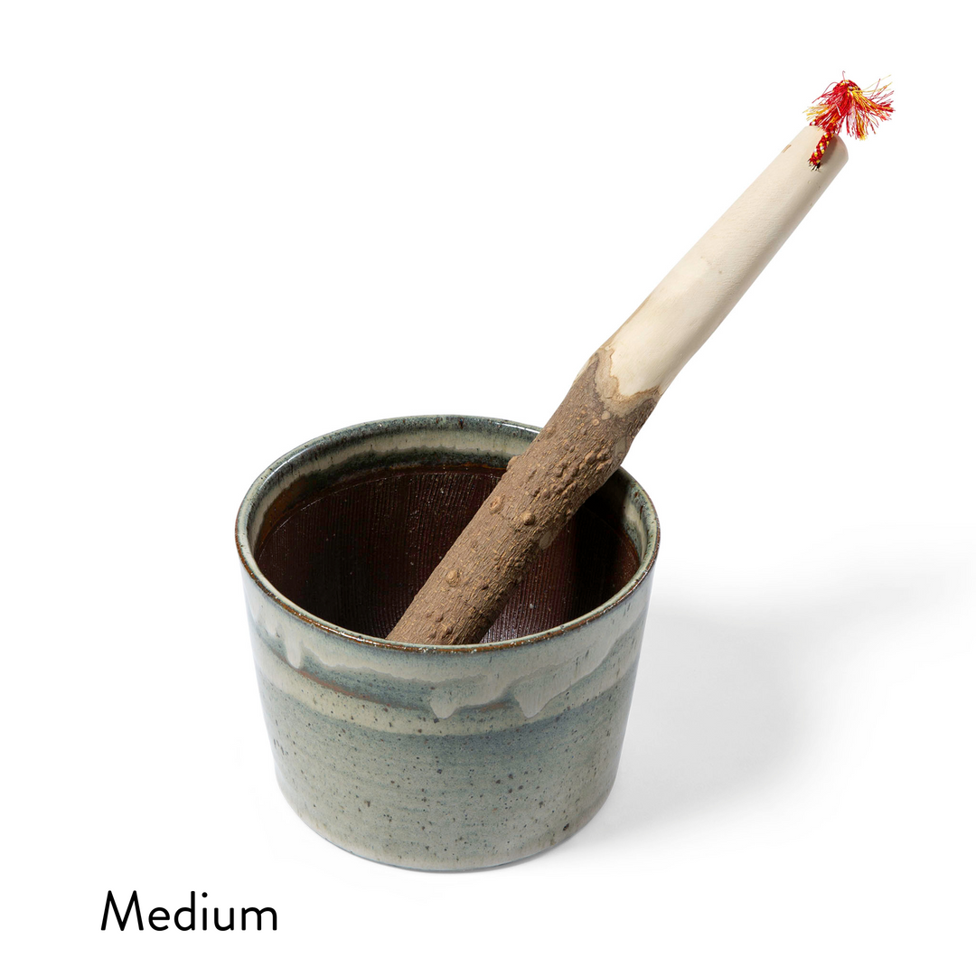 Medium Jizai Dougu Suribachi and Surikogi on a white background