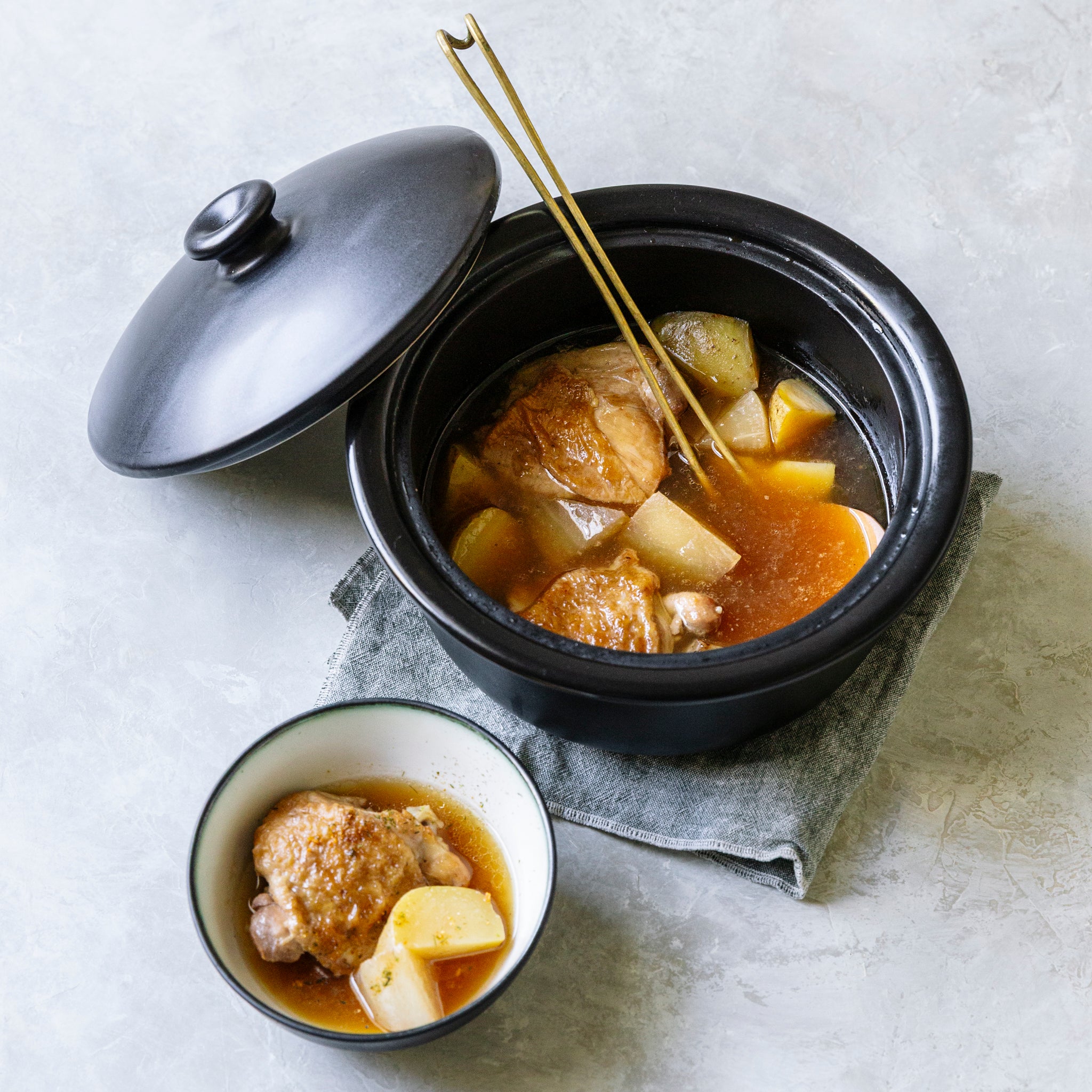 Jizai Dougu Bankoware Clay Pot