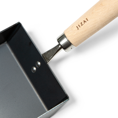 Iron Tamagoyaki Pan with Wooden Lid